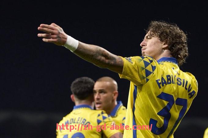 澳客足彩-西甲与德甲代表性球队对比：技术风格与战绩分析